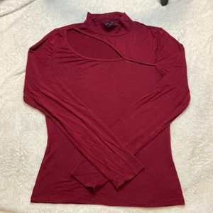 Haute Monde Maroon Long Sleeve Cut Out Top Size Medium